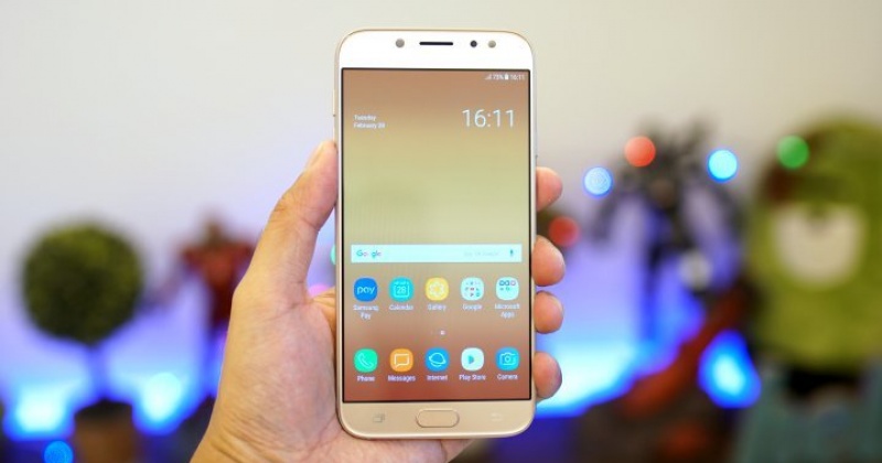 Galaxy J7 Pro nhận bản cập nhật Camera Selfie lớn: Sống ảo 