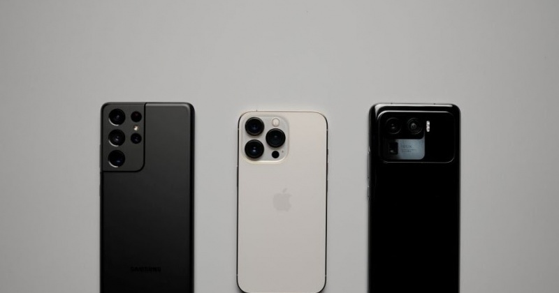 So sánh camera giữa Apple iPhone 13 Pro với Xiaomi Mi 11 Ultra và Samsung Galaxy S21 Ultra