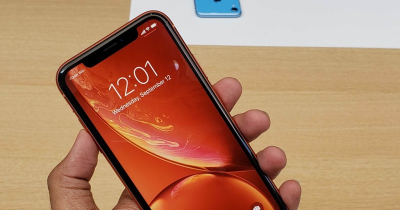 Trên tay iPhone Xr: định nghĩa mới của iPhone